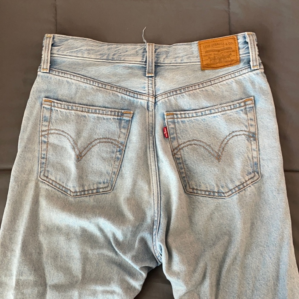 Wide leg women’s levi’s
